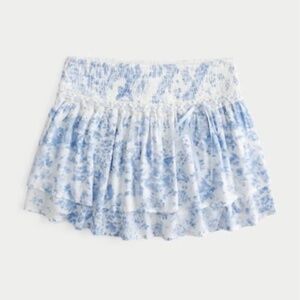Hollister Medium Smocked Tiered Mini Skort